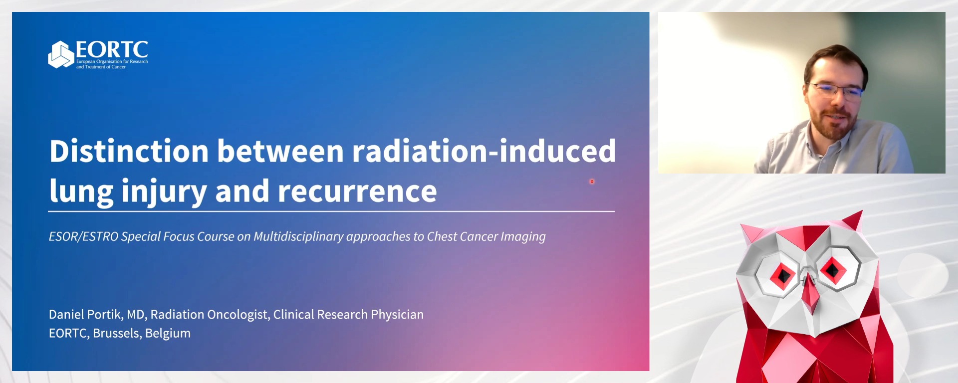 Distinction between radiation-induced lung injury and recurrence
